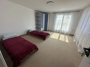 Casa de inchiriat cu 5 camere Baciu - imagine 5