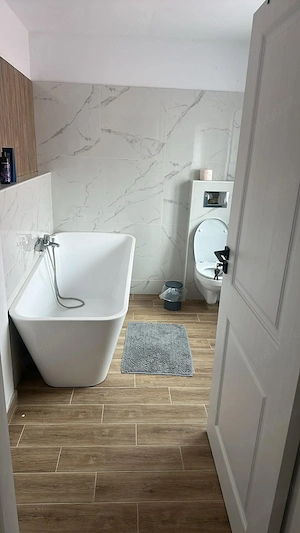 Casa de inchiriat cu 5 camere Baciu - imagine 9