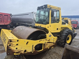 Vand Cilindru Compactor Bomag - imagine 3