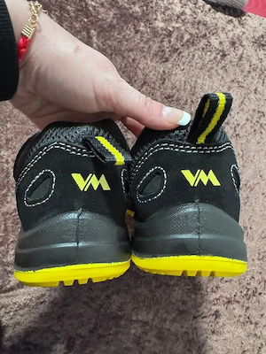 Sandale de lucru Noi ! 