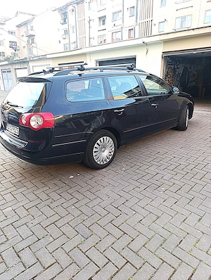 Vând Volkswagen Passat B6 , an 2010 - imagine 3