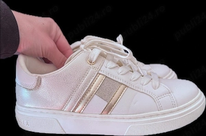 Adidasi Tommy Hilfiger copii