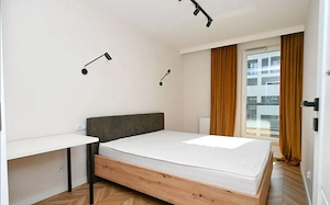 Vand garsoniera , in zona Costin Georgian, aproape de metrou