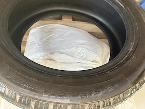 Anvelope iarna Pirelli 245/50/R19 .Achizitionate de noi,cu factura ,folosite 1 Saxon 2025/2026. - imagine 3