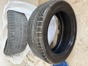 Anvelope iarna Pirelli 245/50/R19 .Achizitionate de noi,cu factura ,folosite 1 Saxon 2025/2026.