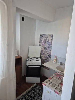 Garsoniera de vanzare - imagine 3