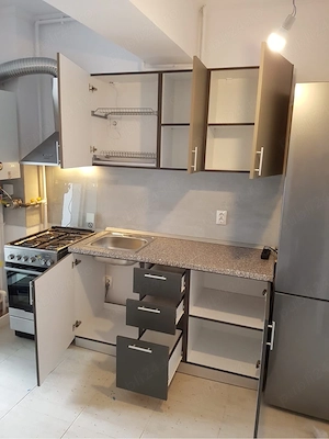 apartament 2 camere - imagine 9