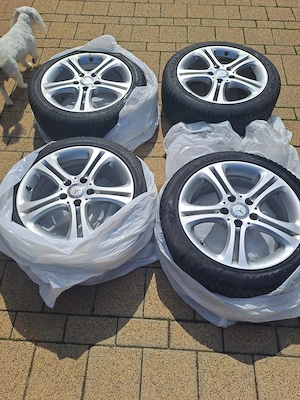 Mercedes-Benz CLA 180, an 2017, motor 1.6 benzină   122 CP, cutie automată 7G-DCT, în stare impecabi - imagine 4