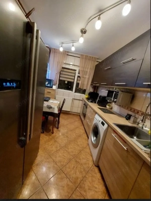 Apartament 3 camere, etaj 7, panoramic, boxă, zona Sebastian