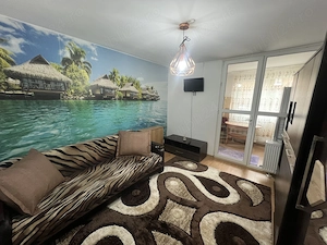 Închiriez garsonieră zona Tractorul,lângă Corresi