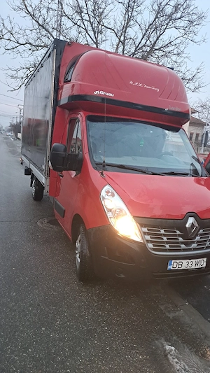 vând Mercedes și Renault 