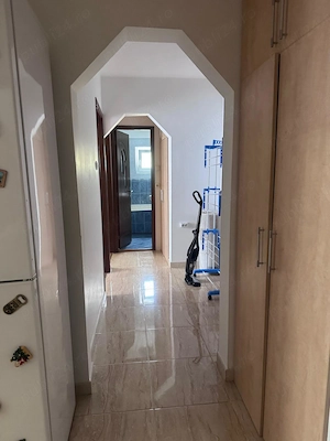Vând apartament 3 camere,Plopeni, Prahova 