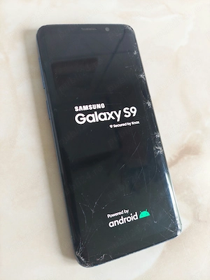 [S9] Vând Samsung Galaxy S9 Black [sticla spartă] [perfect funcțional] [poze reale]
