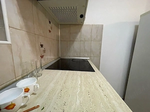 Proprietar inchiriez garsoniera in bloc nou aproape de Auchan Titan - imagine 5