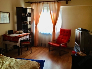Inchiriez garsoniera zona spitalul judetean