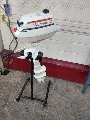 Motor de barca Johnson 4 cp