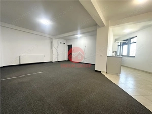 Spatiu Comercial 70 mp, Etaj 3, zona Brotacei - imagine 4