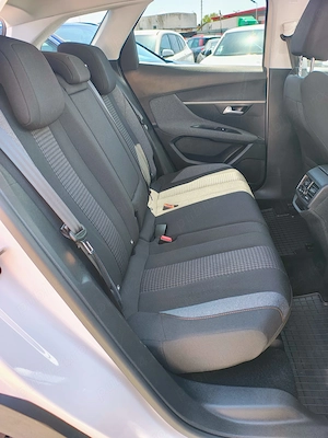 Peugeot 3008 BlueHDi 130 Stop & Start EAT8 Active Business-Paket - imagine 13