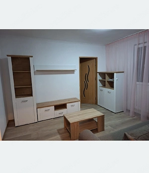 PF închiriez apartament 2 camere zona podu roș