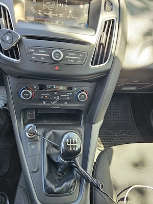 Ford Focus MK 3 - 64 000 km - imagine 7