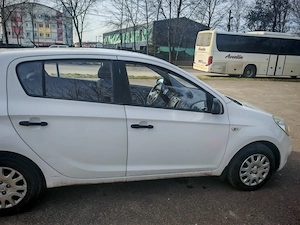 Hyundai i20 benzina +gpl - imagine 2
