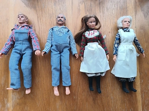 4 Păpuși Mego  Waltons, foarte vechi pt copii, jucării