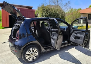 Volkswagen E up
