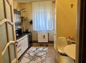 Apartament 3 Decomandat 2 Băi 2 Balcoane Centrală Proprie  Zona Dâmbovița  - imagine 4