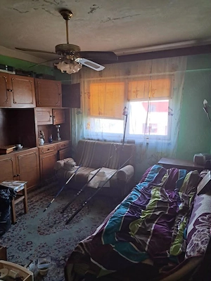 Apartament 3 camere de vanzare , Str. Ganea , Carpati 2 , et. 4 , 78.900 euro neg. - imagine 7