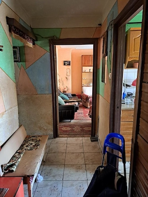 Apartament 3 camere de vanzare , Str. Ganea , Carpati 2 , et. 4 , 78.900 euro neg. - imagine 4