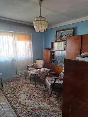 Apartament 3 camere de vanzare , Str. Ganea , Carpati 2 , et. 4 , 78.900 euro neg. - imagine 6