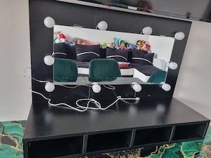Vand oglinda cu leduri , noua
