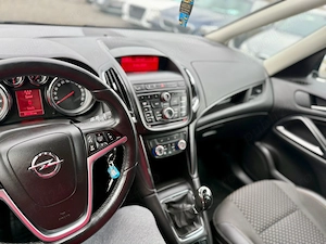 Opel Zafira 2016 Benziba + gaz GPL  - imagine 15