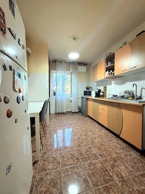 4 camere, 2 băi, 3 balcoane, 85 mp, zona Aradului - imagine 5