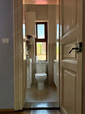 SINAIA - ISTORIC - 5 CAMERE - DECOMANDAT - 2 BAI - CENTRALA PROPRIE - CLIMA - RENOVAT - imagine 11