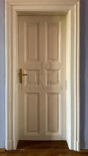 SINAIA - ISTORIC - 5 CAMERE - DECOMANDAT - 2 BAI - CENTRALA PROPRIE - CLIMA - RENOVAT - imagine 12