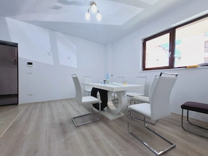 Aproape de benzinaria ESO. Ideal ca investitie. 10 locuri de parcare private. - imagine 2