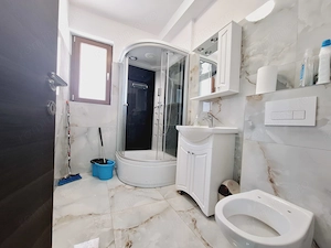 Aproape de benzinaria ESO. Ideal ca investitie. 10 locuri de parcare private. - imagine 8