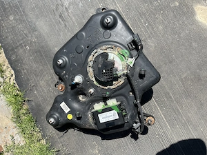 Vand rezervor Adblue Audi A6C7. - imagine 2