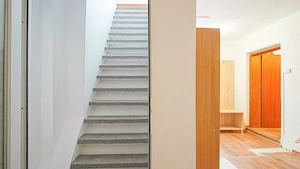 Apartament generos de inchiriat pentru echipe de 5-6 muncitori - imagine 5