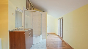 Apartament generos de inchiriat pentru echipe de 5-6 muncitori - imagine 16