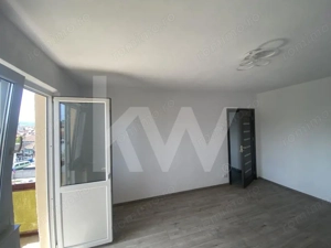 Apartament 2 camere renovat balcon 75500 € Ideal Locuinta - Investitie - imagine 3