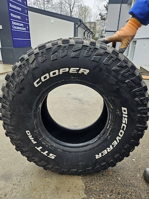 Vând anvelope Discoverer STT pro - imagine 2