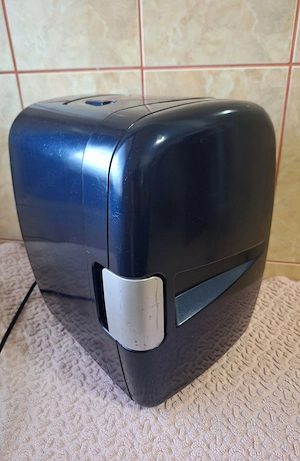 Mini frigider cooler auto 230 si 12V de 5 litri
