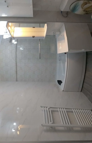 Vand apartament cu 4 camere - imagine 3