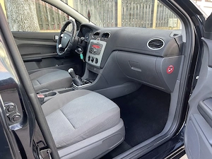 Ford Focus 1.6 benzina 2008 - imagine 3