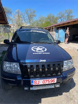 Jeep grand seroke - imagine 4