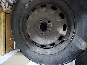 Anvelope IARNA+Jante de Tabla 195/55/R15 Au fost merse doar un an cu ele 850 lei negociabil!!!! - imagine 3