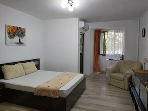 garsoniera titan-modern-metrou 2 minute