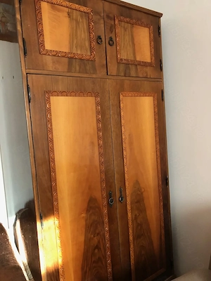  vanzare dulap cu 2 usi si dulap cu 2si 3 usi